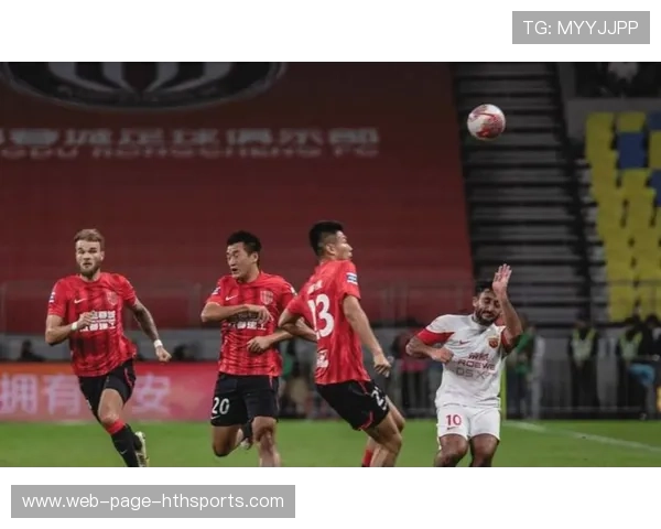 上海海港双线压力大，亚冠和中超差距拉大